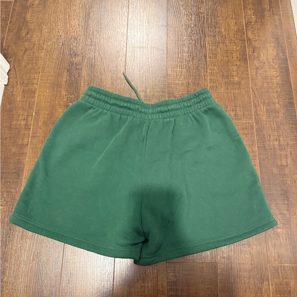 Real White Fox Boutique forest Green Drawstring Shorts - Picture 3 of 3